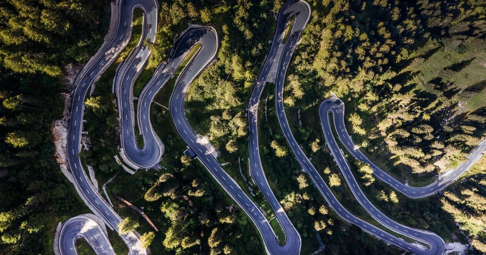Le strade migliori da percorrere in moto partendo da Milano
