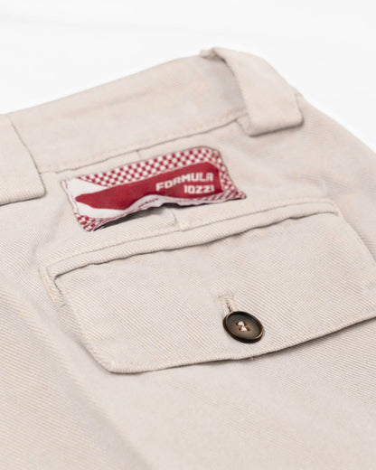 Pantaloni con 2 pince - Panna