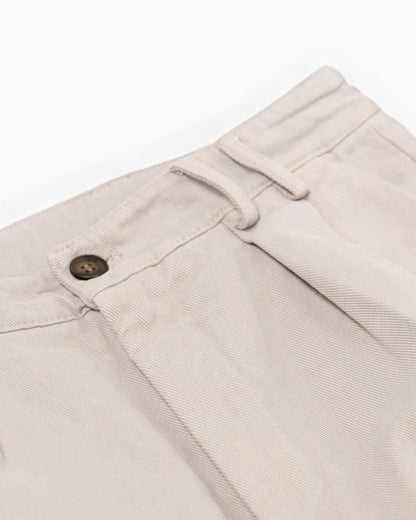 Pantaloni con 2 pince - Panna